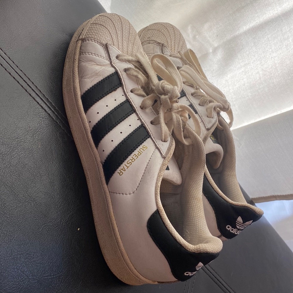 Adidas Superstar